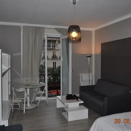 Apartment De France Paris